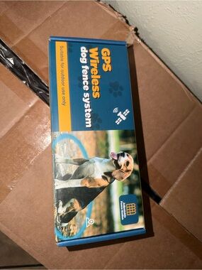 Amazon GPS Wireless Dog Fence System - Blue and Yellow